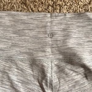 Lululemon wonder under luxtreme - 19”
